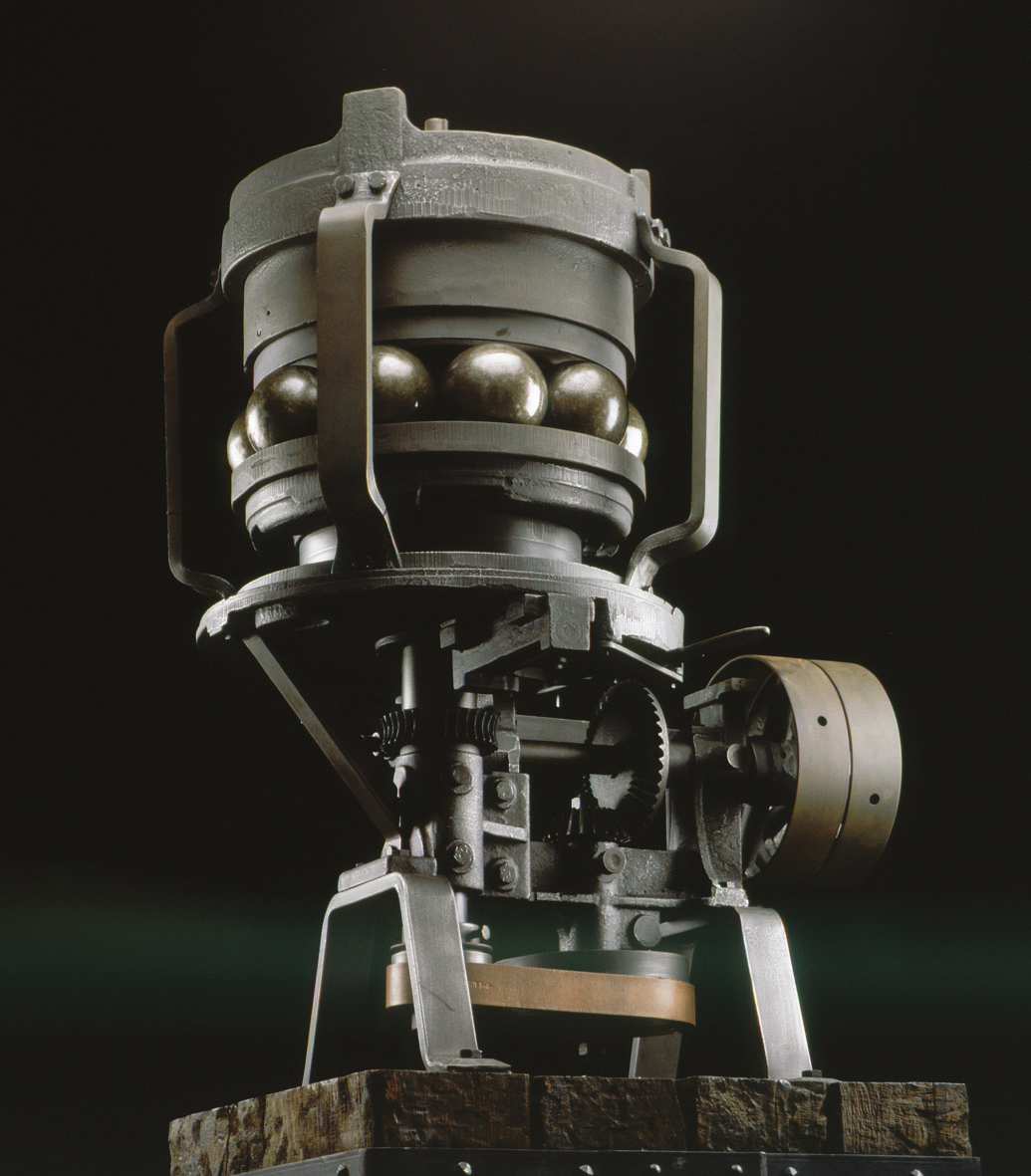 125年前的1980年7月17日，弗里德里希&middot;費舍爾發明的球磨機獲得了（德國）帝國專利局批準的專利（專利號55783）